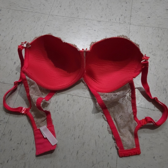 Victoria Secret | Red Lace Trim Padded Bra 36DD - Picture 6 of 8